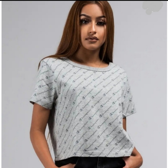 Champion Tops - 🎈Hot Item Champion Crop Top, NWT, Sz Medium